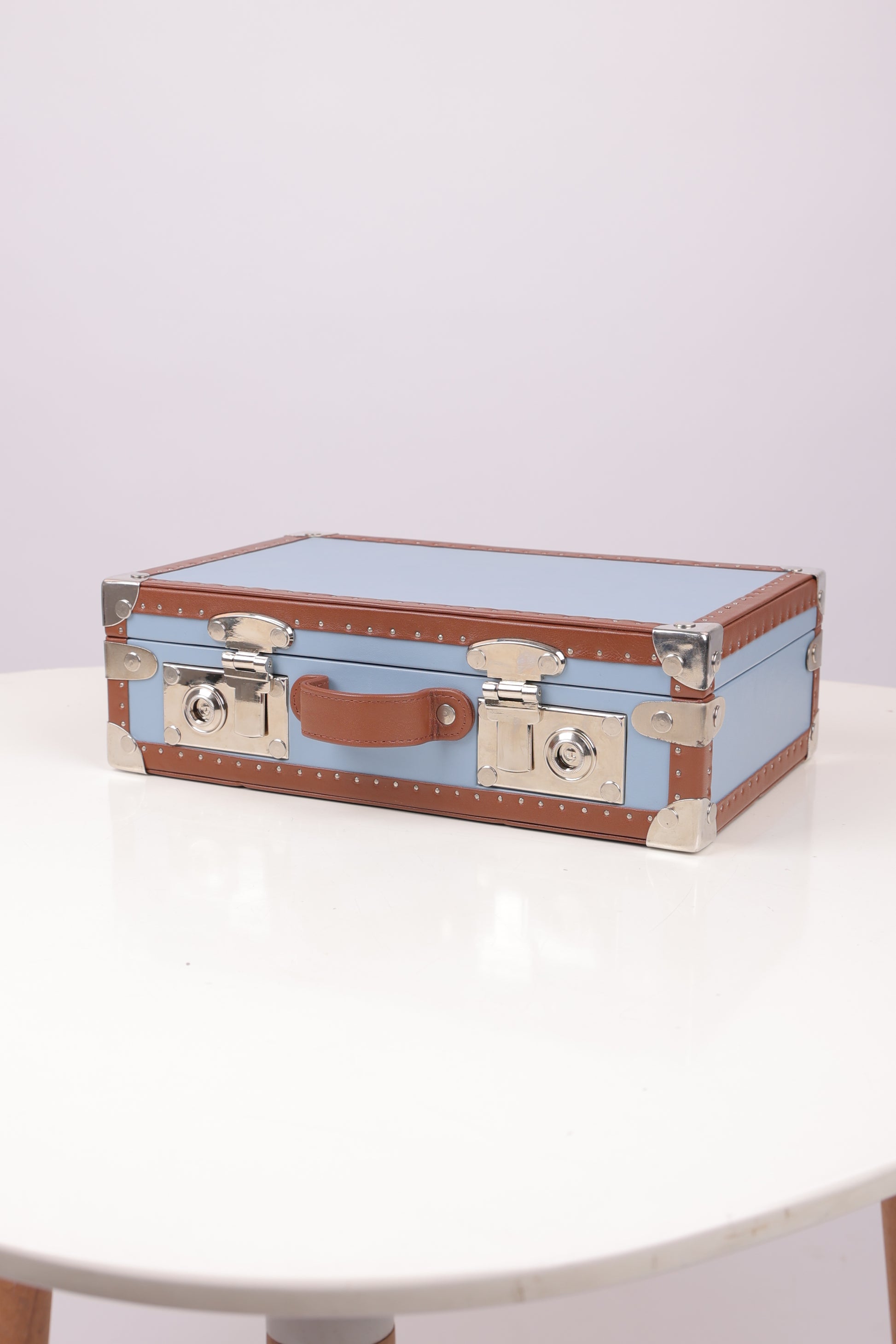 SKY BLUE VINTAGE TRAVEL BOX- 8 SLOTS