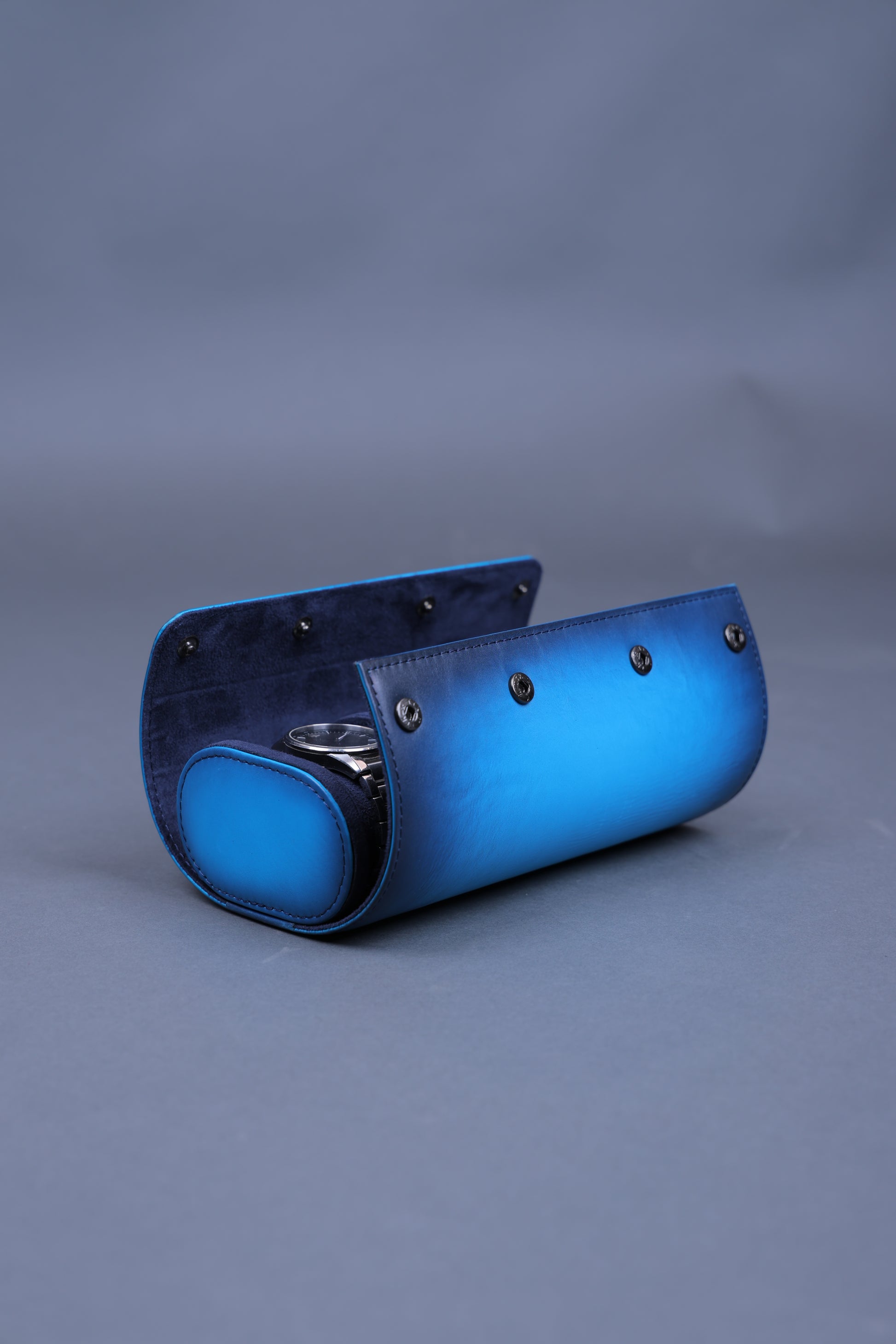 ROYAL BLUE PATINA WATCH ROLL