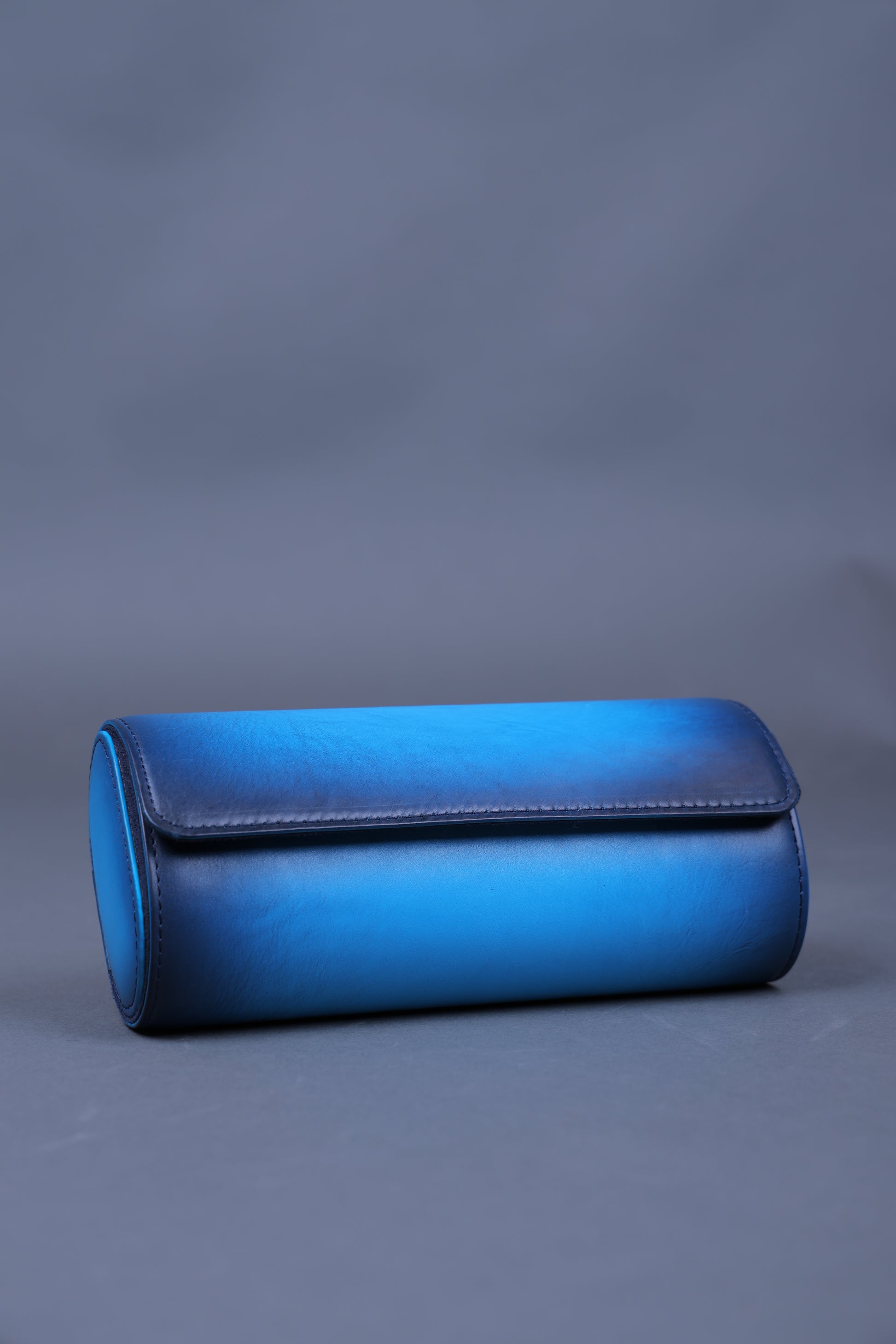ROYAL BLUE PATINA WATCH ROLL