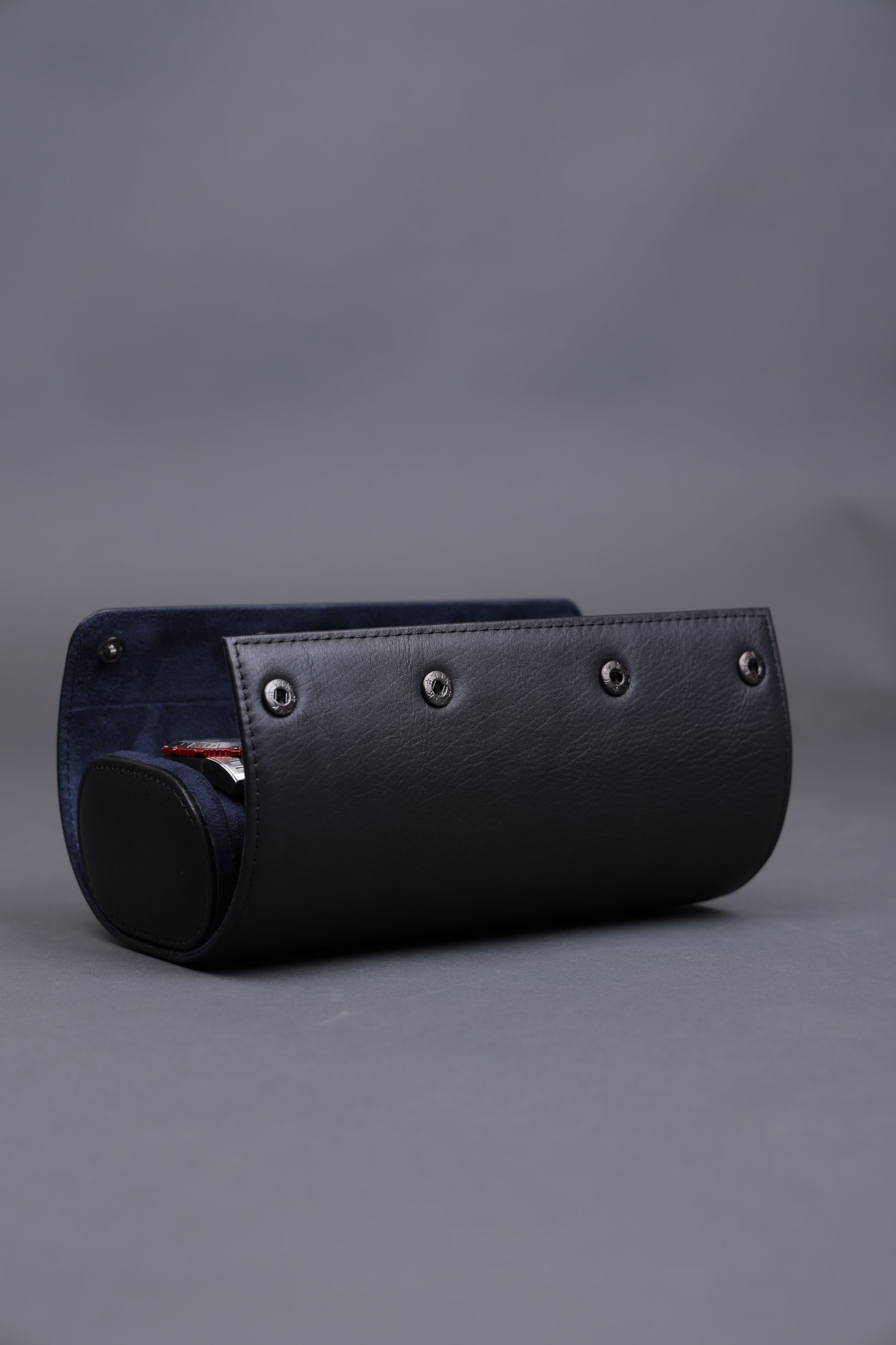 BLACK EXTERIOR AND NAVY SUEDE INTERIOR WATCH ROLL
