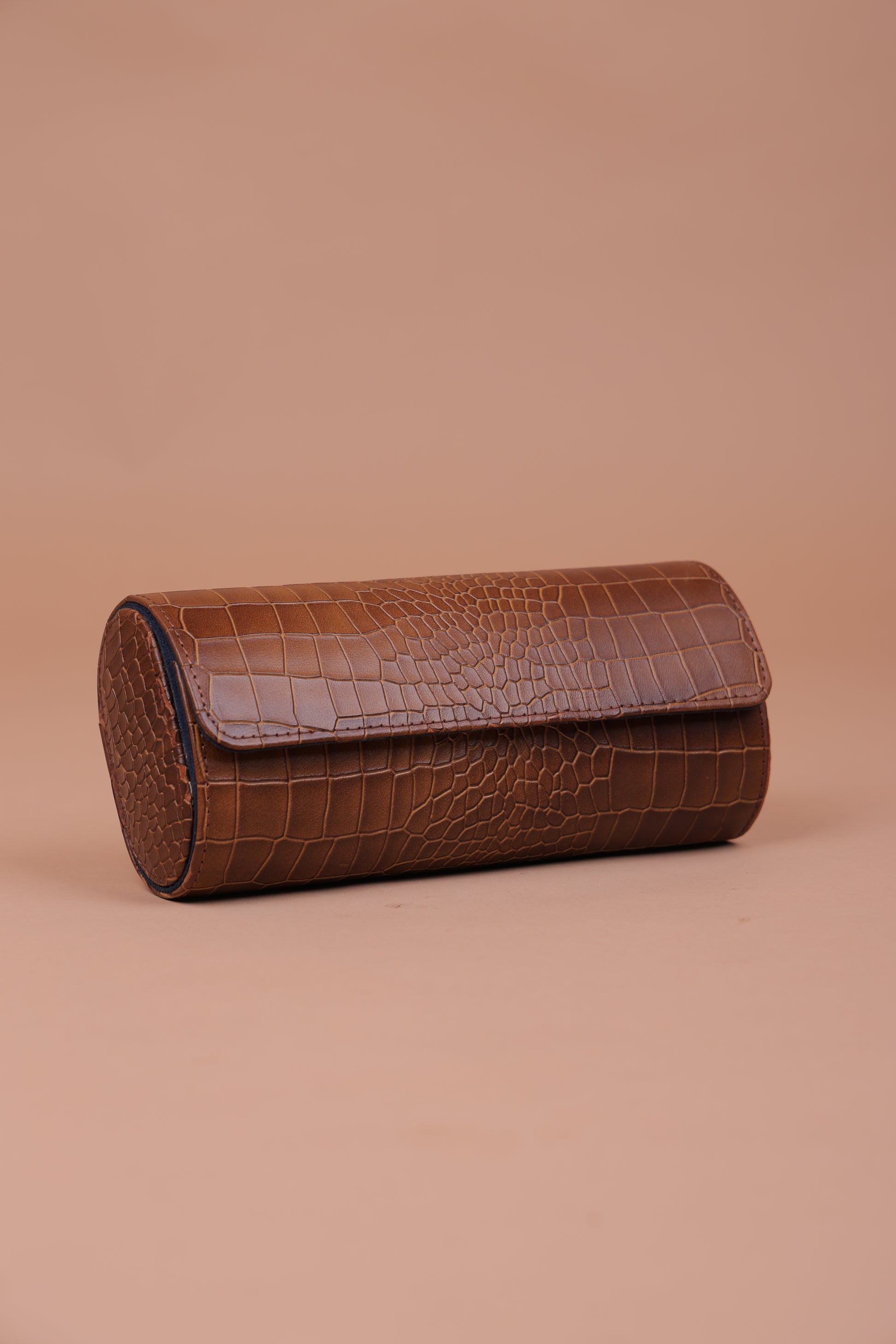 DARK CHOCO CROCO EXTERIOR NAVY INTERIOR WATCH ROLL-3 SLOT