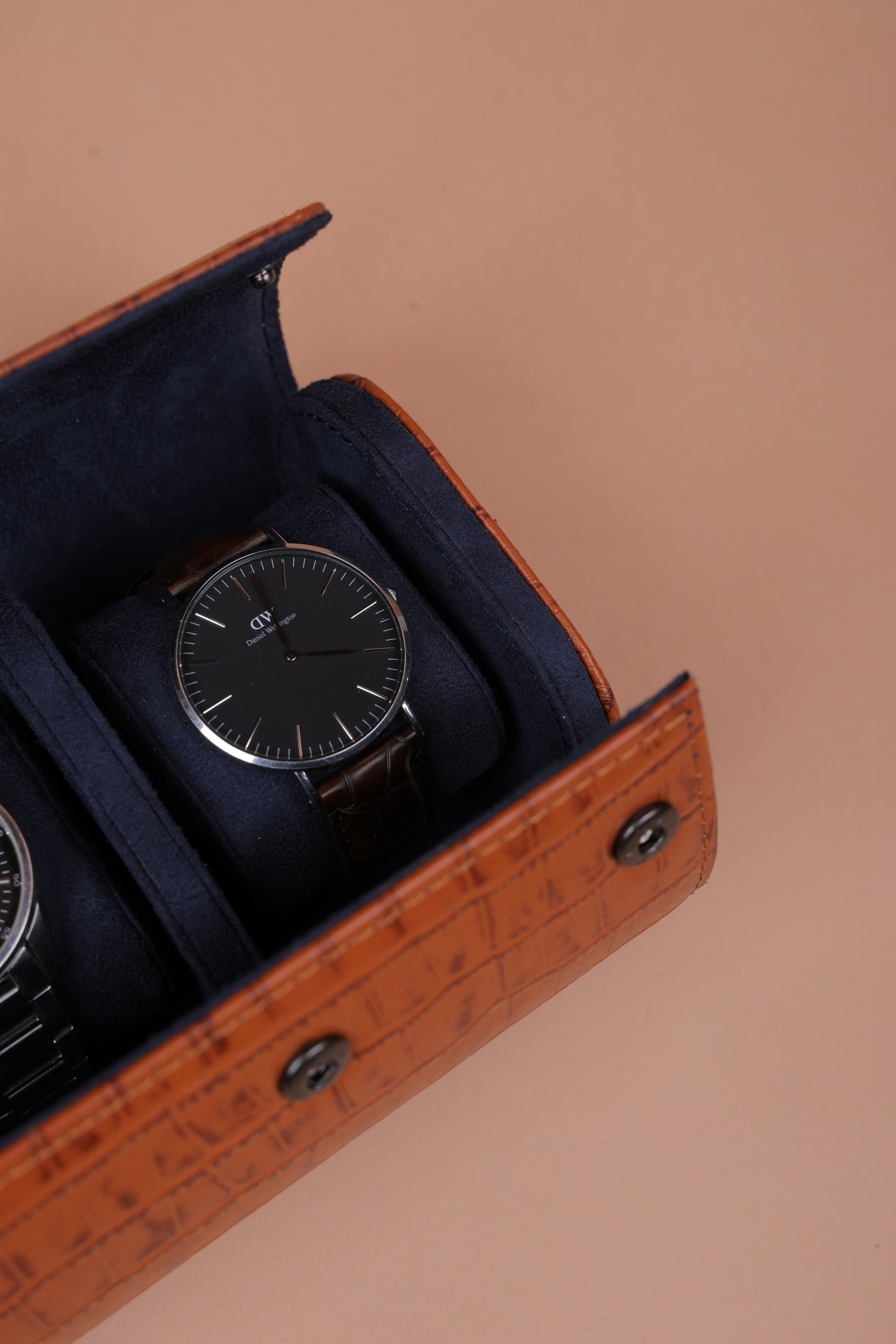 Tan Croco Navy interior Watch Roll