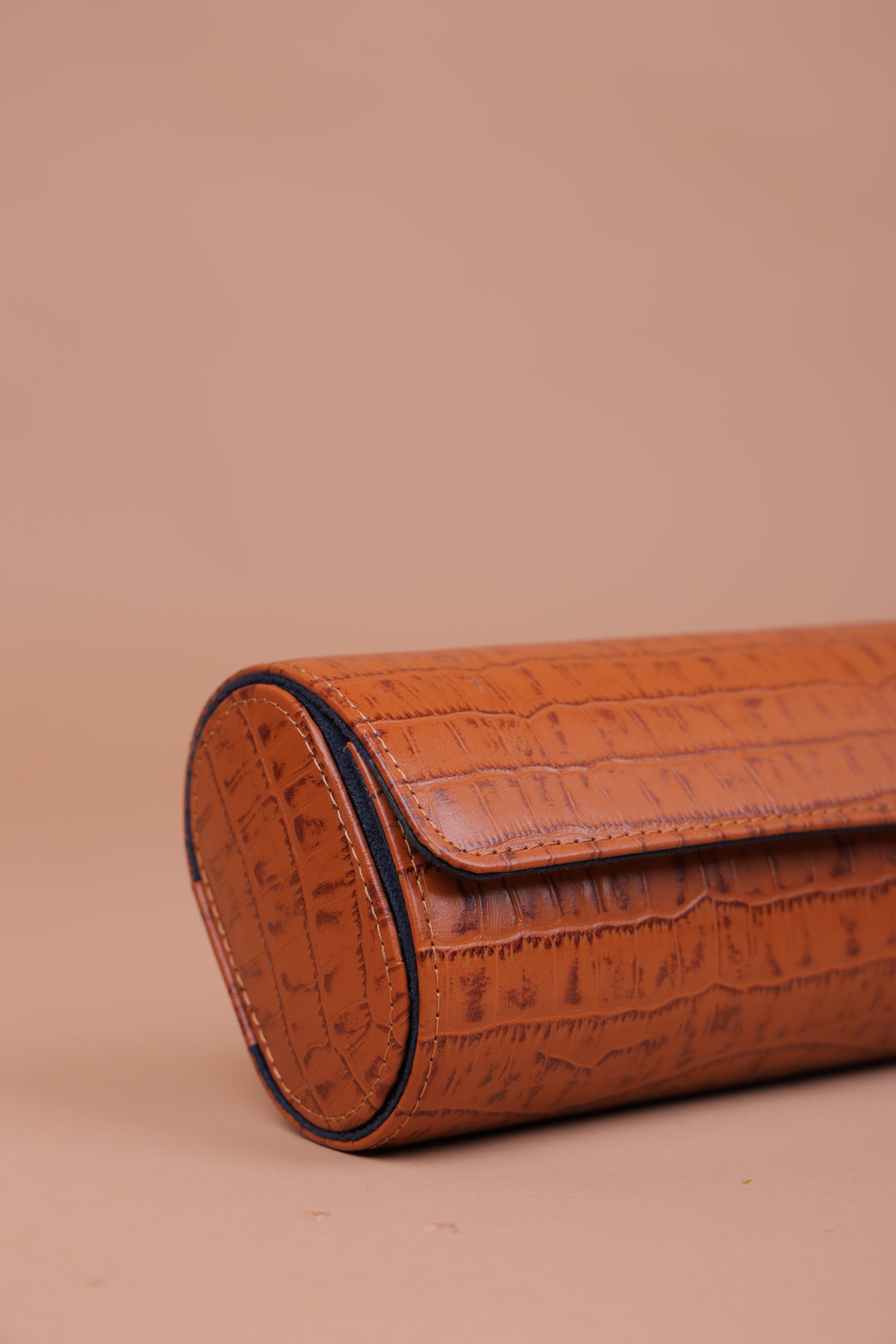 Tan Croco Navy interior Watch Roll