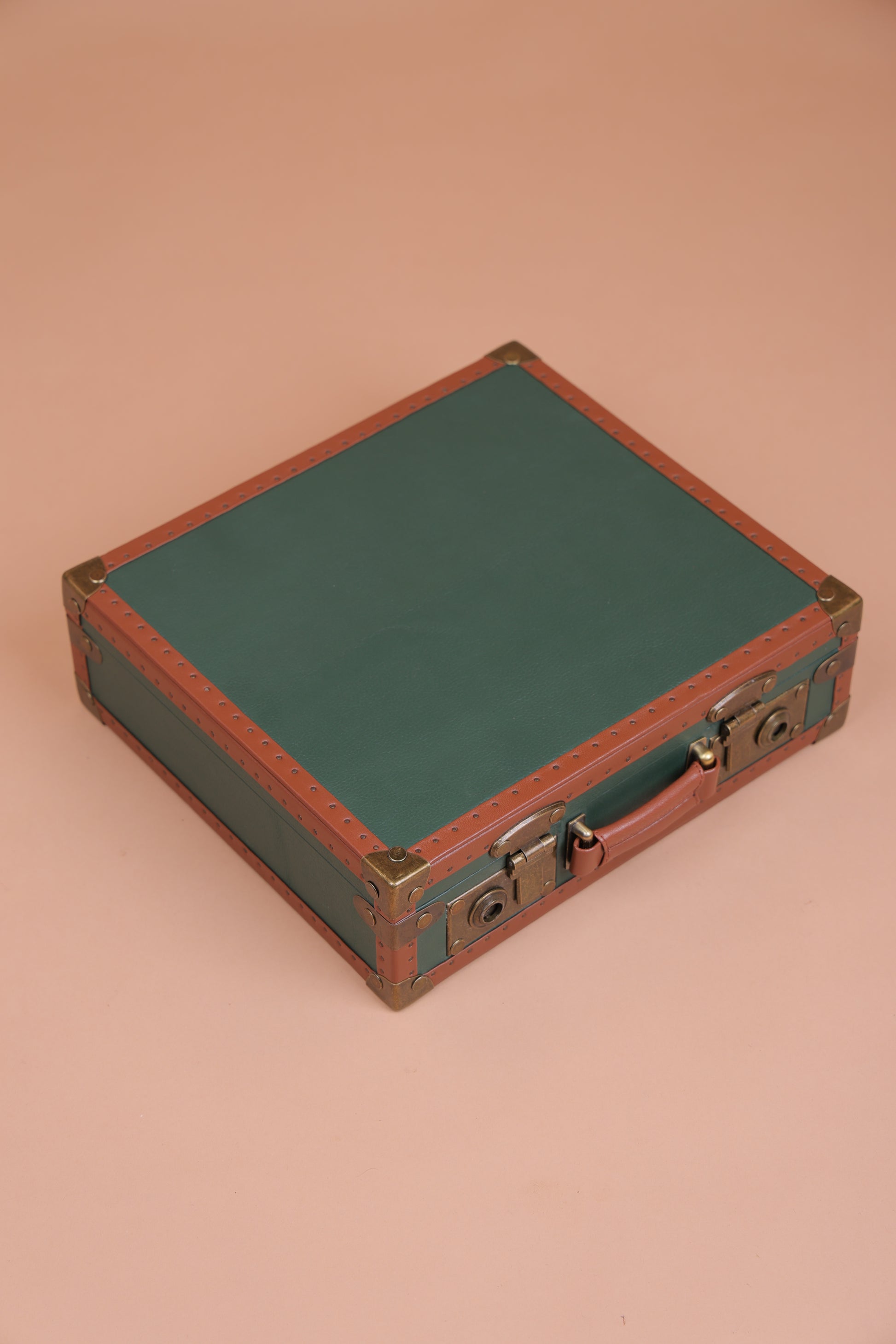 Clocharde Green & Tan Leather Watch Trunk – 12 Slot Luxury Case