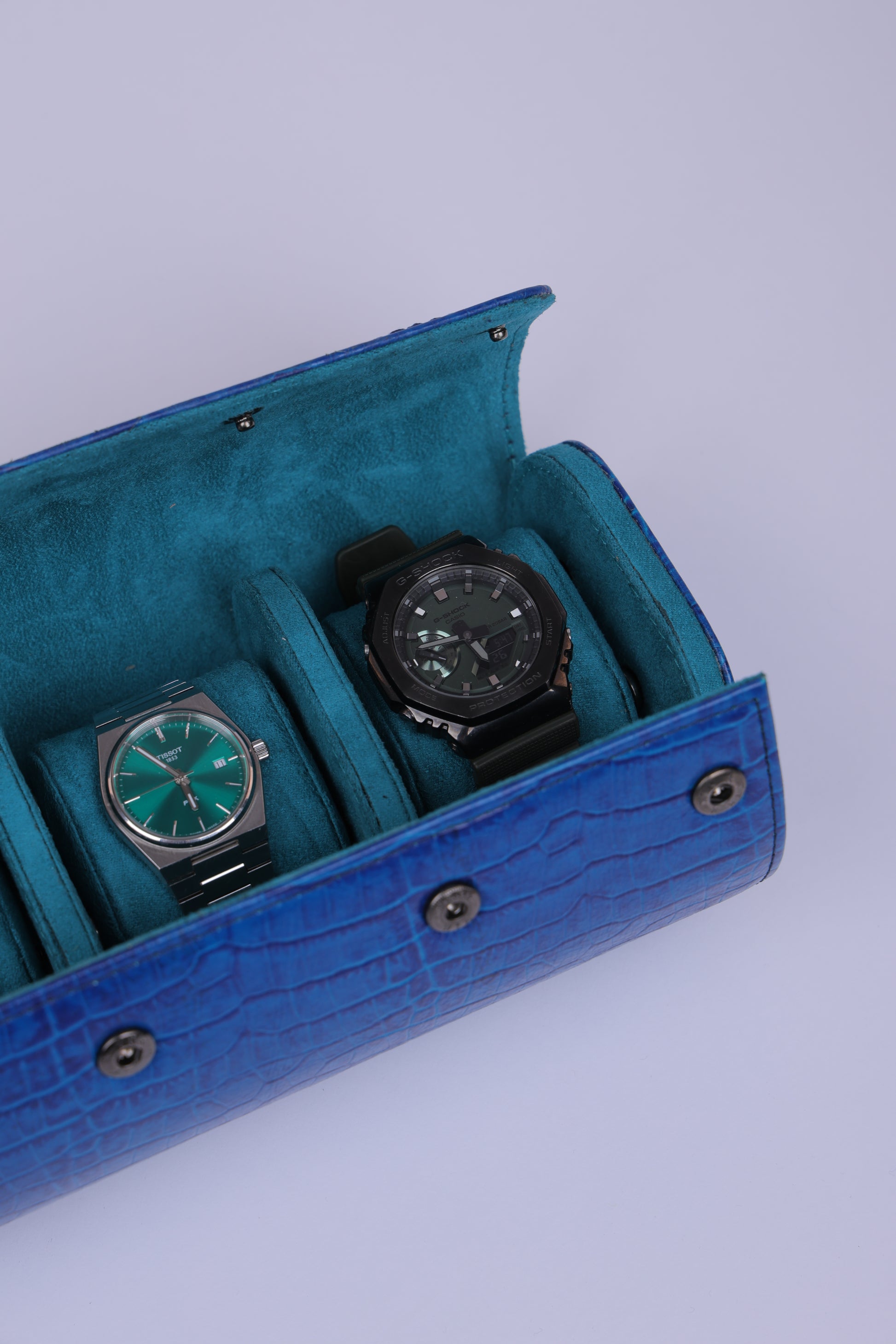 OCEAN BLUE CROCO WATCH ROLL- 3 SLOT