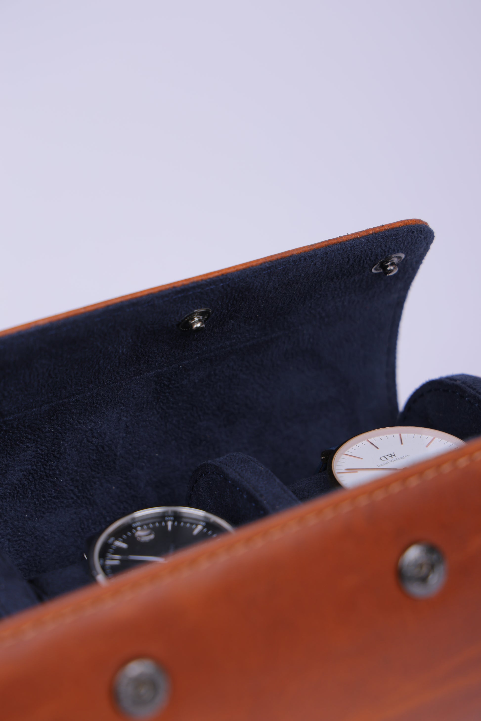 TAN EXTERIOR NAVY INTERIOR WATCH ROLL-3 SLOT