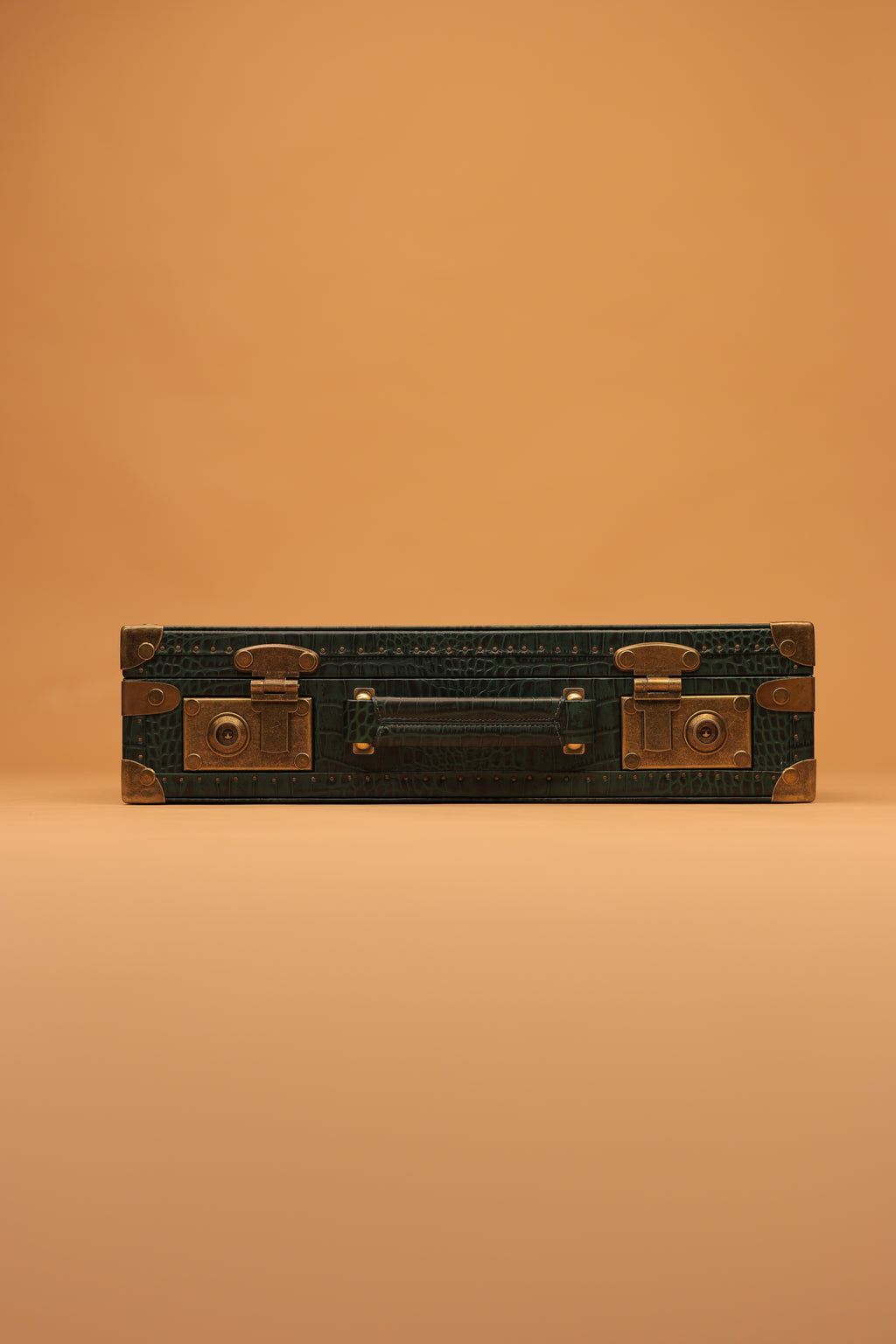 The Emerald Sovereign Watch Trunk