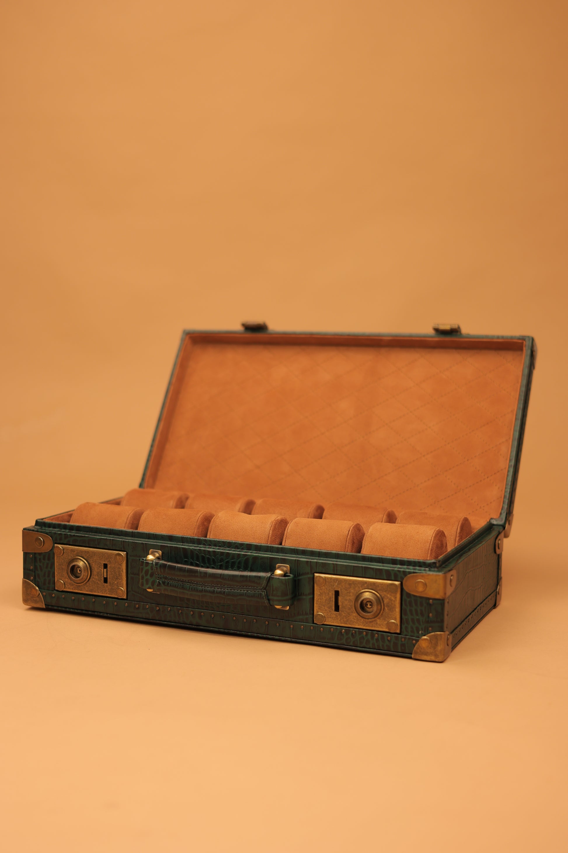 The Emerald Sovereign Watch Trunk