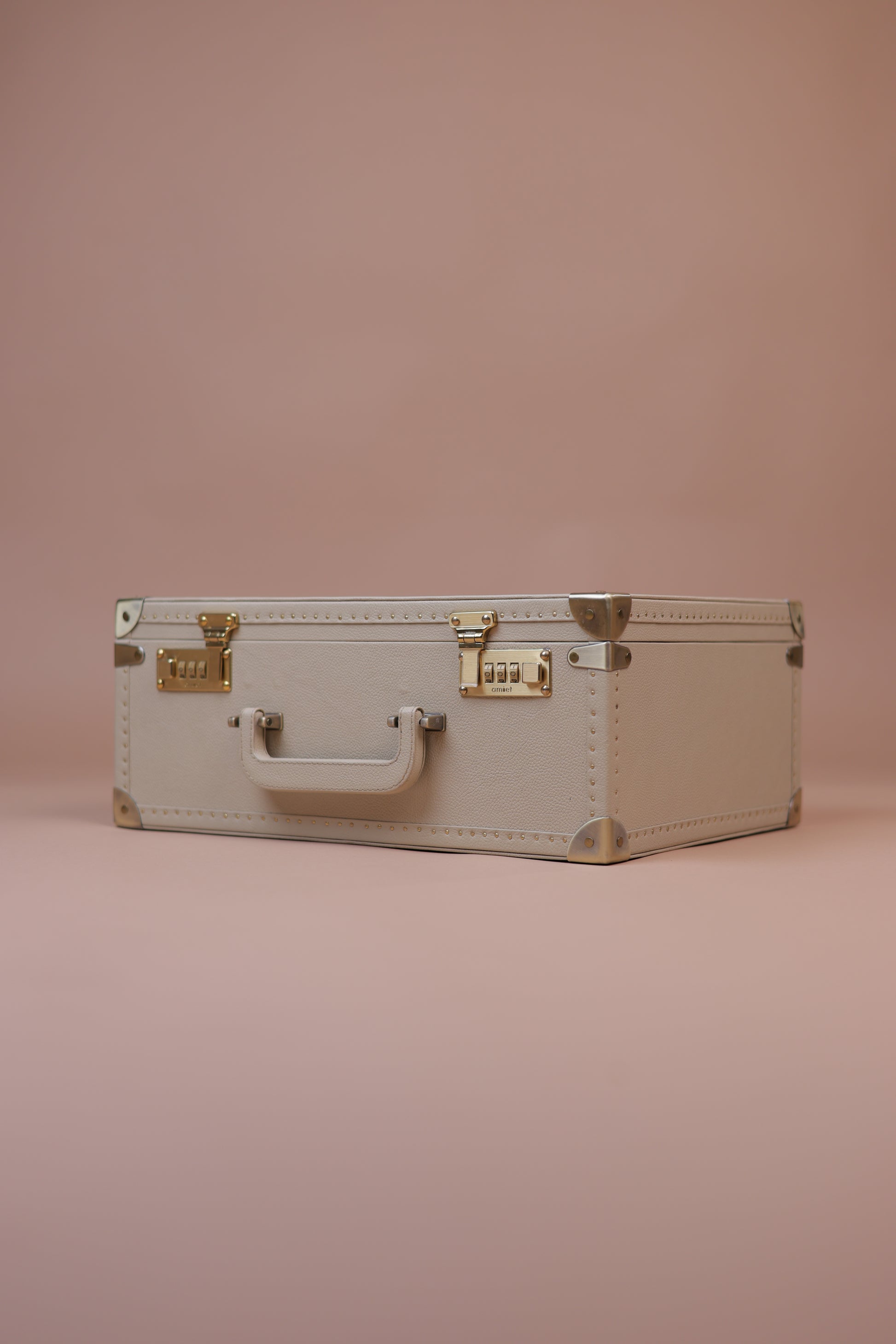 The Alabaster Zenith Watch Trunk