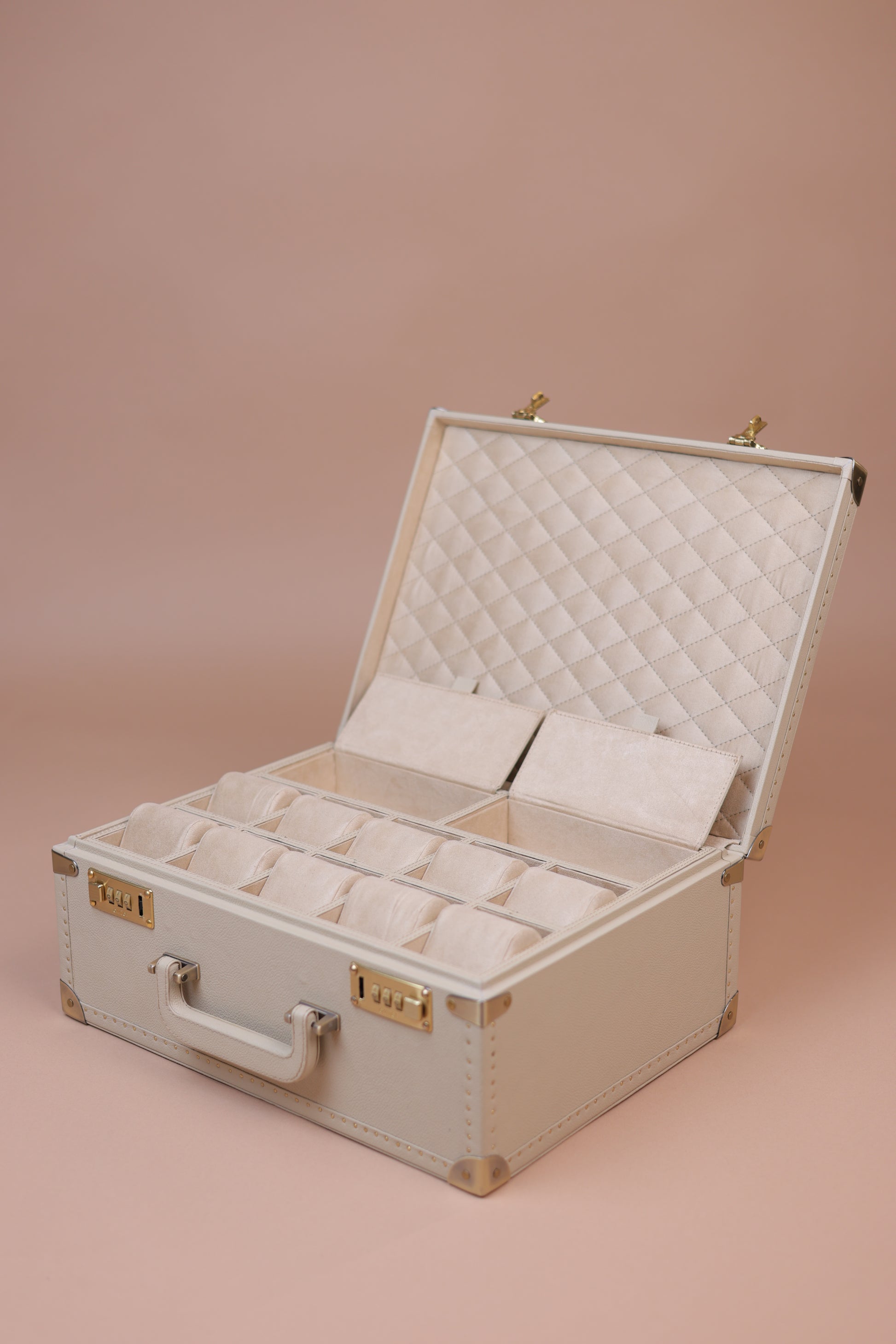 The Alabaster Zenith Watch Trunk