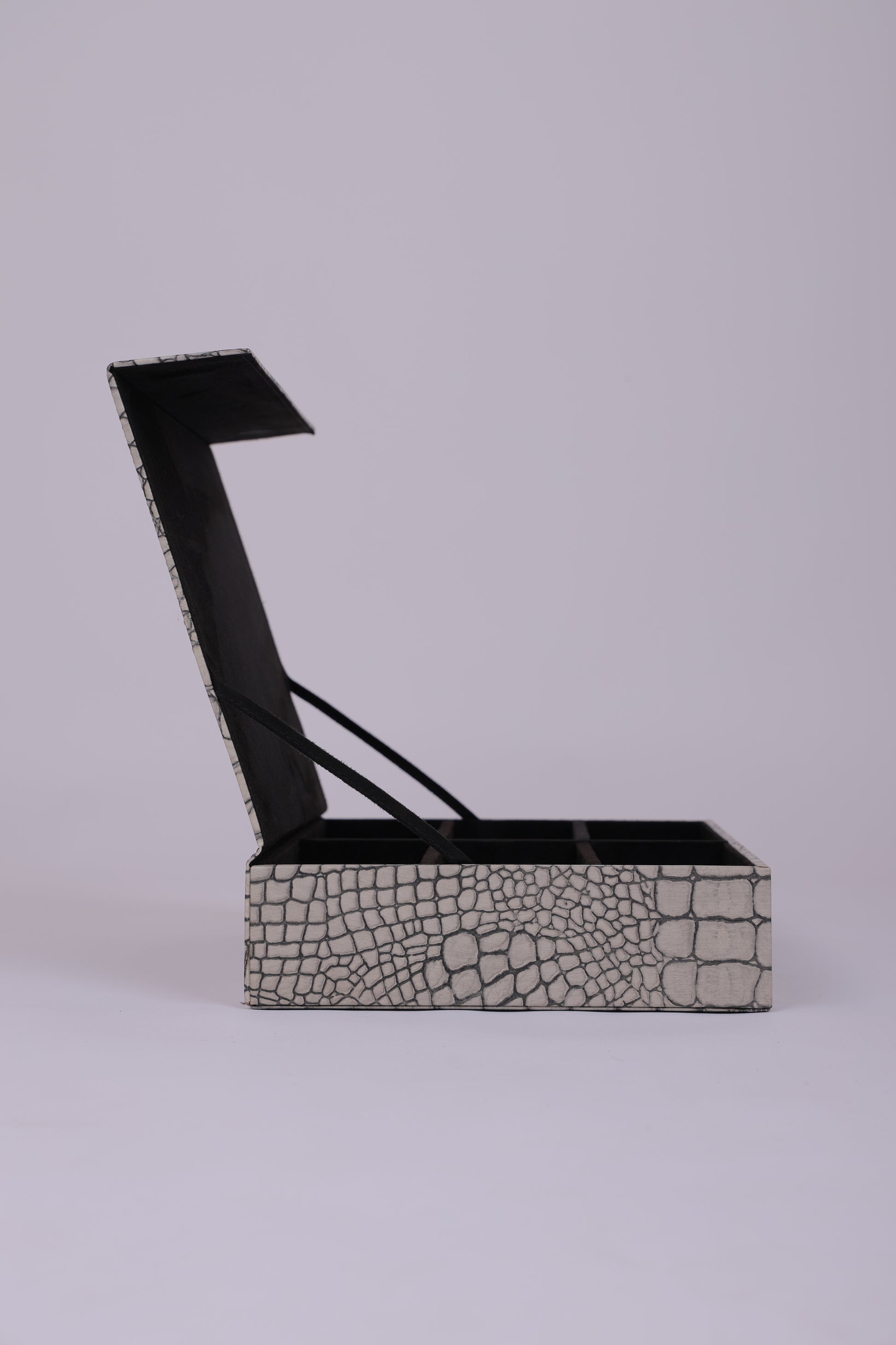 Luxury Croc-Embossed 6-Slot Sunglasses & Eyewear Case – White & Black