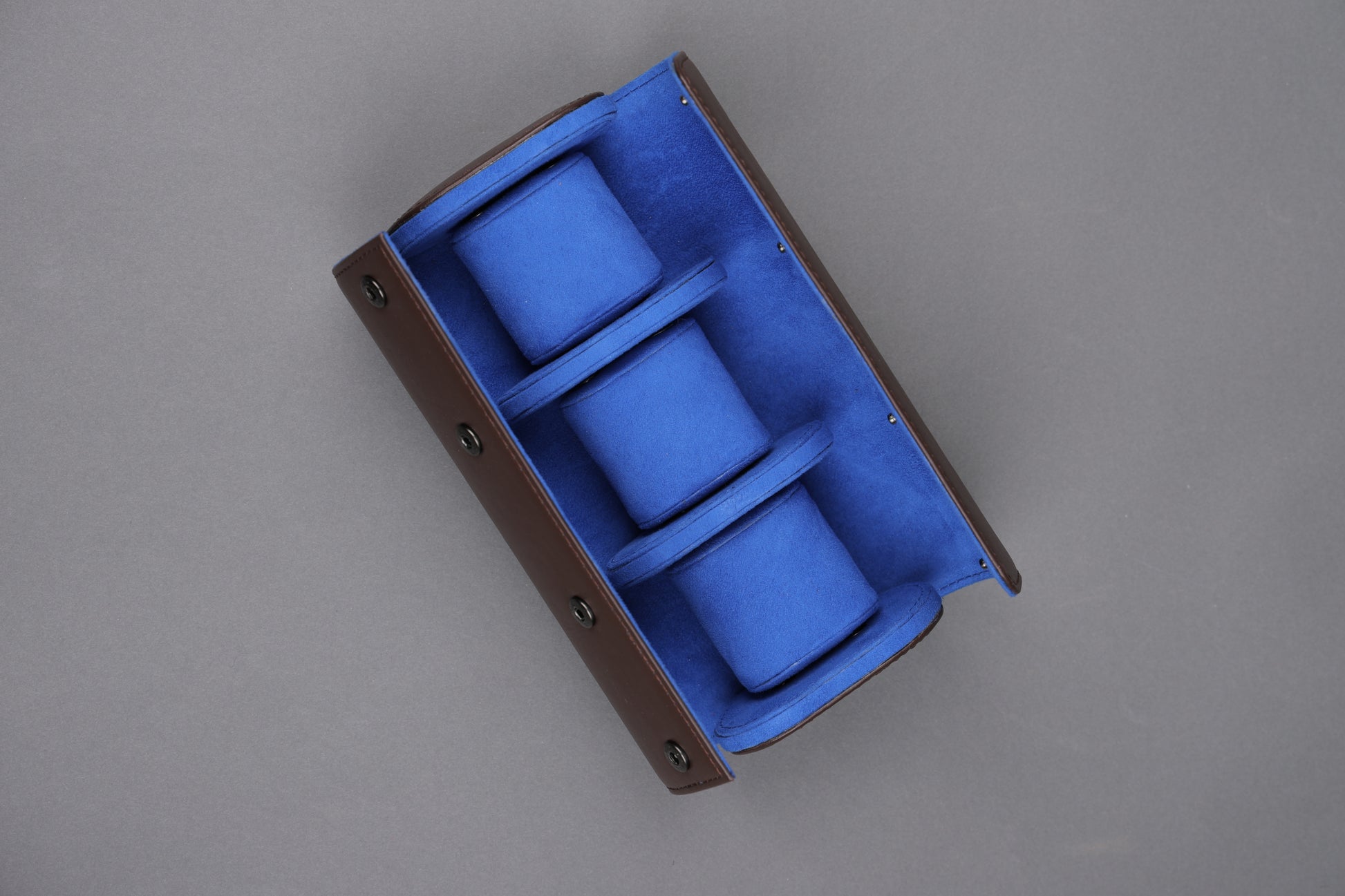 CHOCO EXTERIOR ROYAL BLUE INTERIOR WATCH ROLL- 3 SLOT