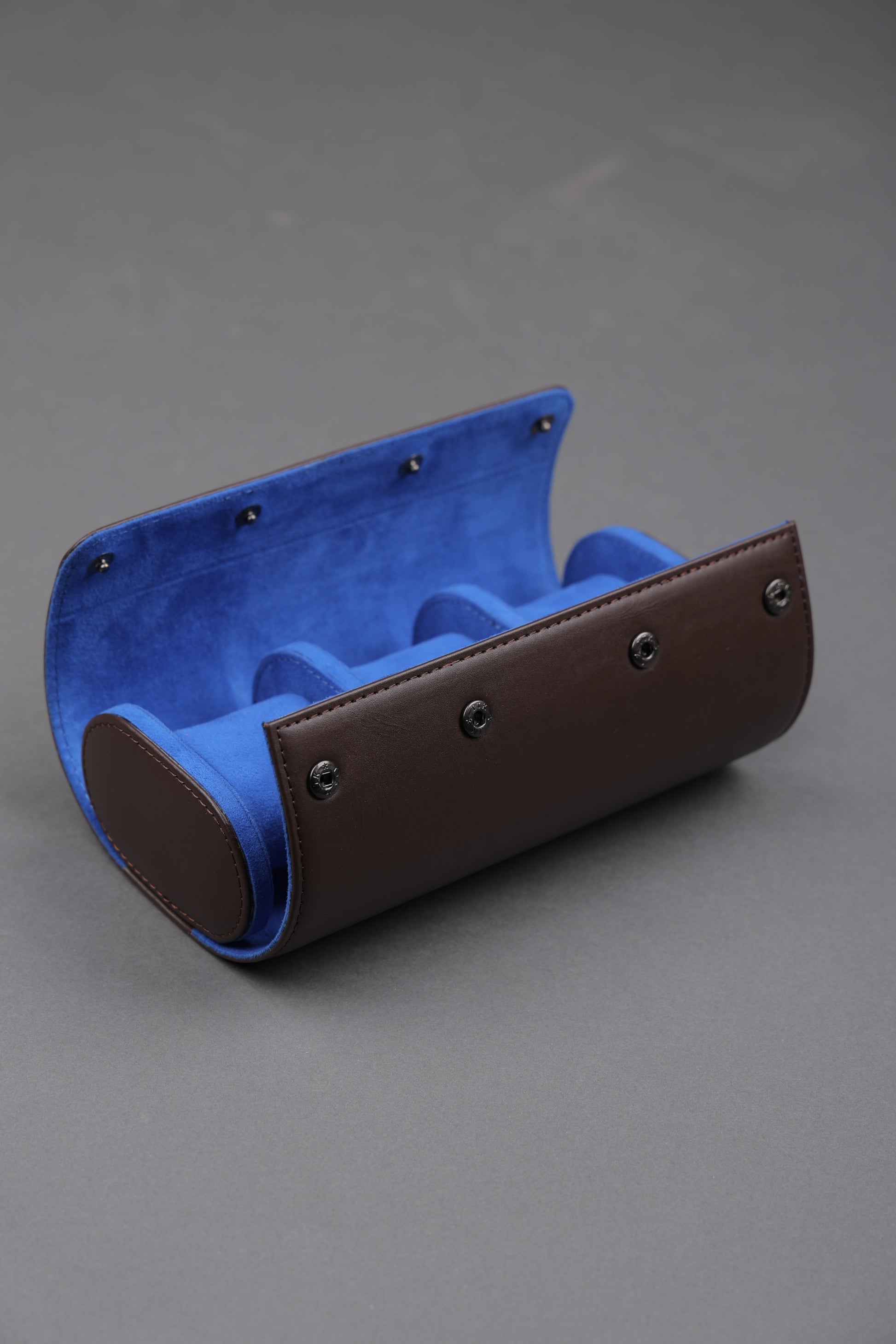 CHOCO EXTERIOR ROYAL BLUE INTERIOR WATCH ROLL- 3 SLOT