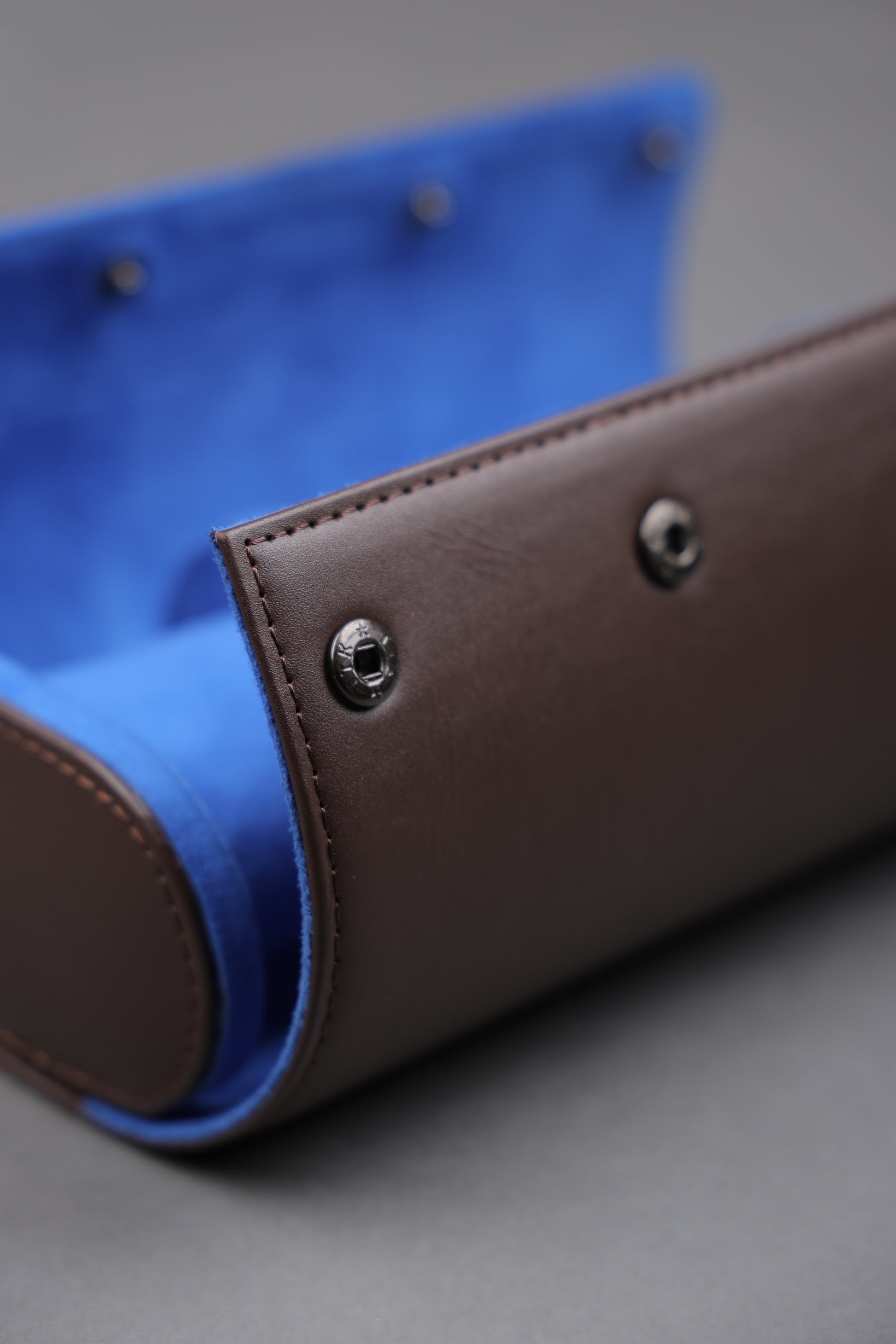 CHOCO EXTERIOR ROYAL BLUE INTERIOR WATCH ROLL- 3 SLOT