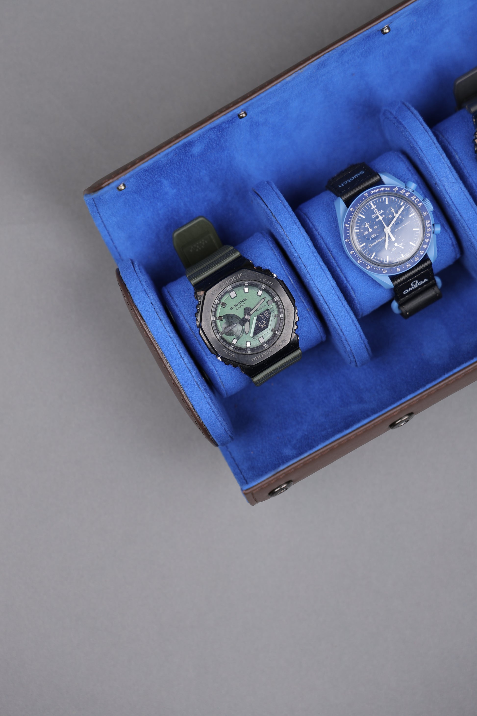 CHOCO EXTERIOR ROYAL BLUE INTERIOR WATCH ROLL- 3 SLOT