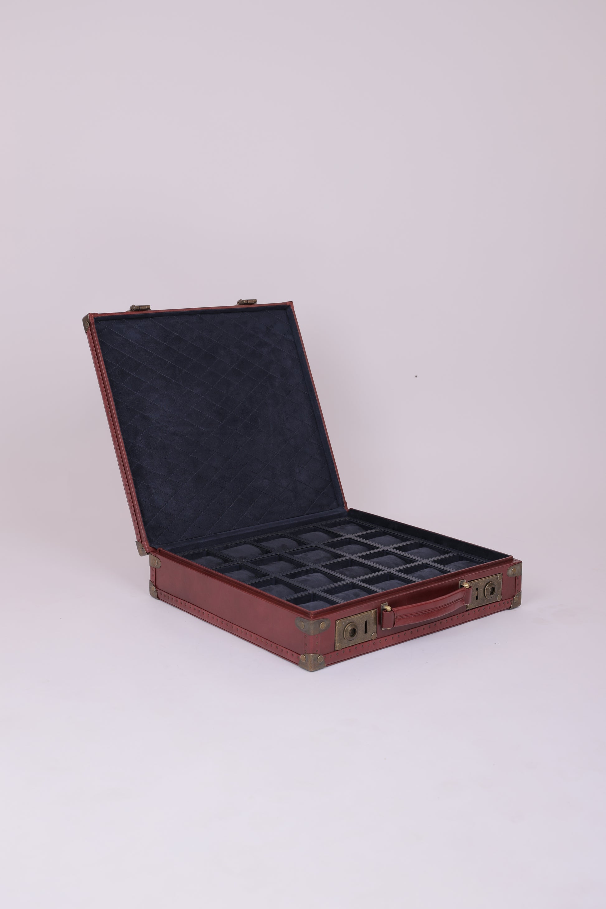 Vintage Leather 20-Slot Watch Storage Case – Collector’s Display Box