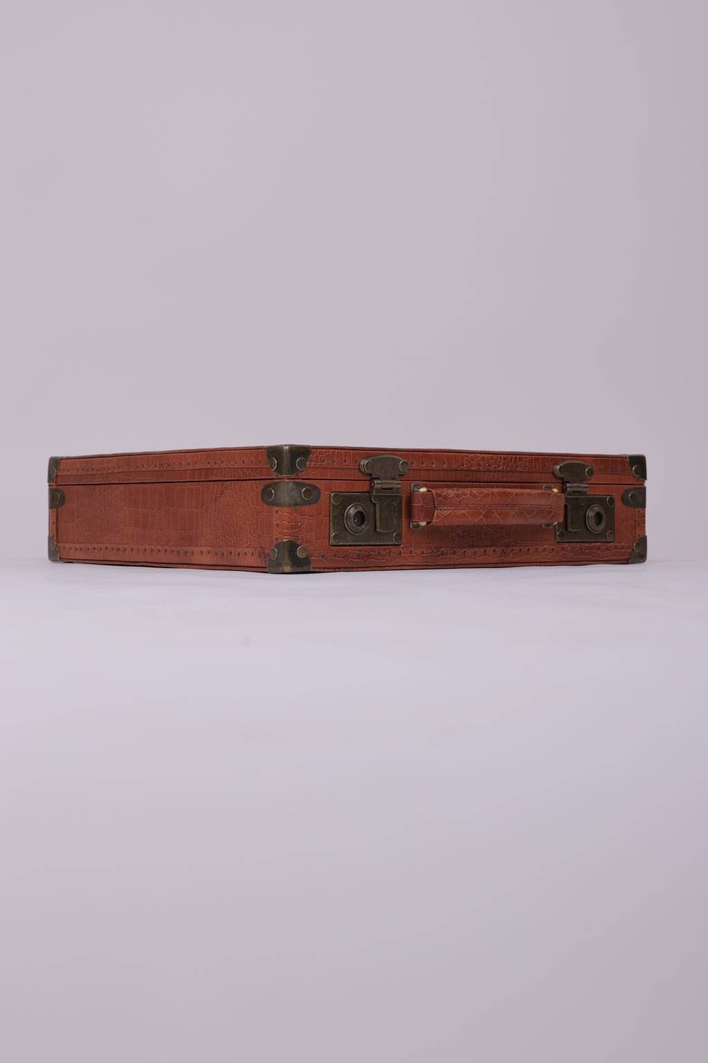 Luxury 20-Slot Croc-Textured Leather Watch Display Case