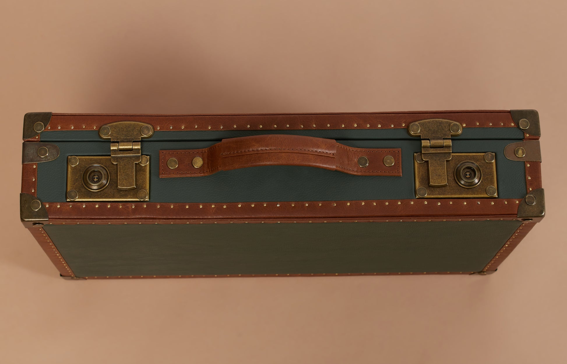 FOREST GREEN AND MAROON INTERIOR WATCH CASE-18 SLOTS