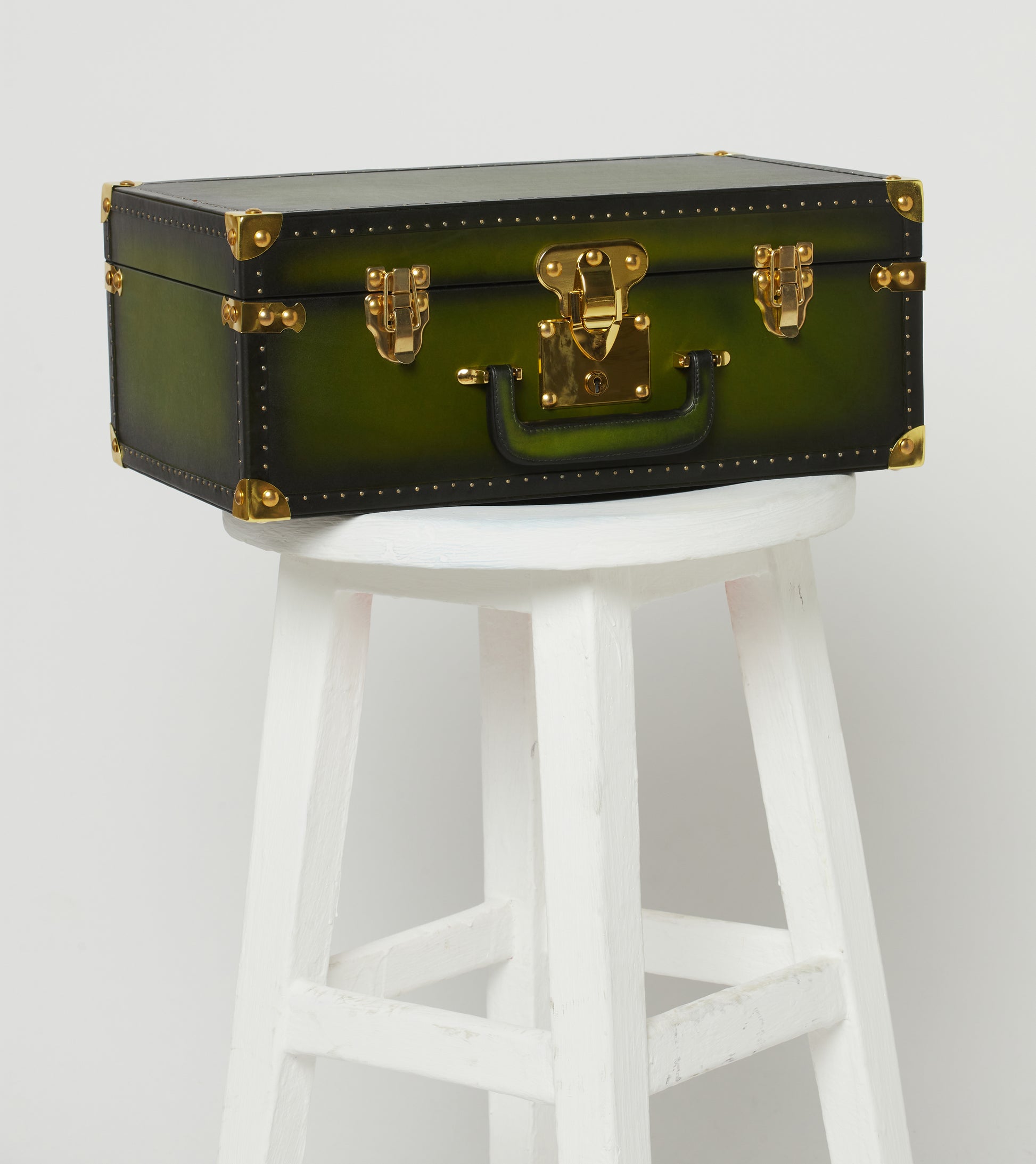 Emerald Patina Leather Watch Trunk – 30 Slot Dual Tray Case with Gold Hardware