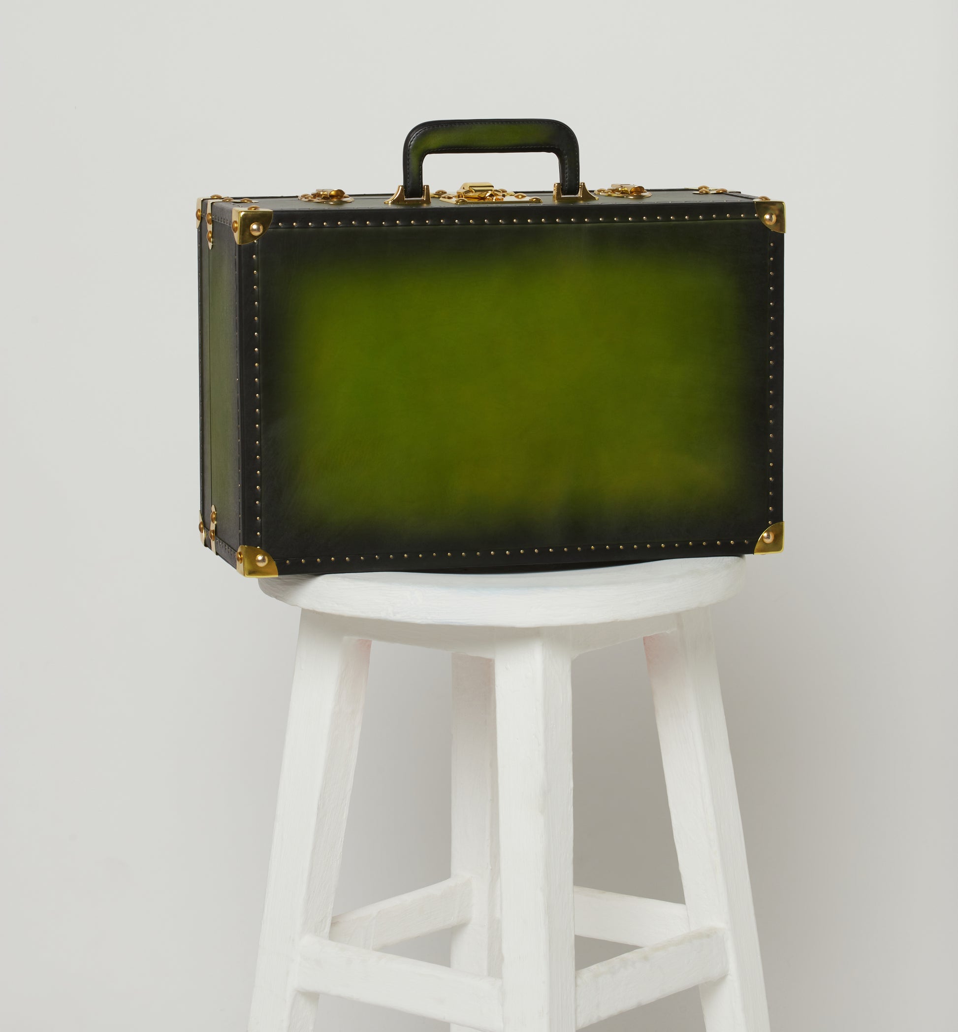Emerald Patina Leather Watch Trunk – 30 Slot Dual Tray Case with Gold Hardware