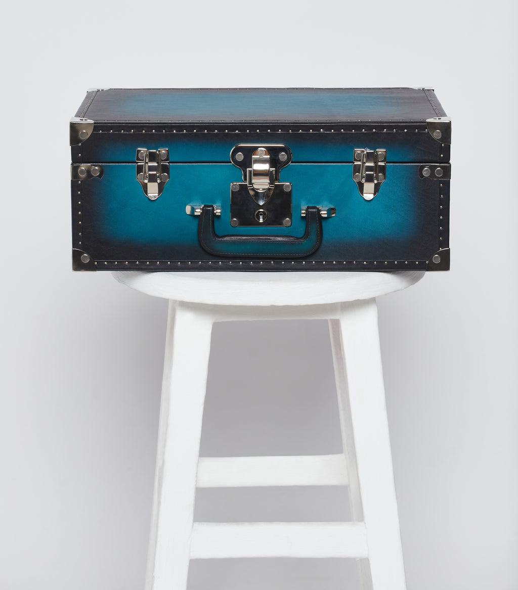 Ocean Patina Leather Watch Trunk – 30 Slot Collector’s Dual Tray Case with Nickel Hardware