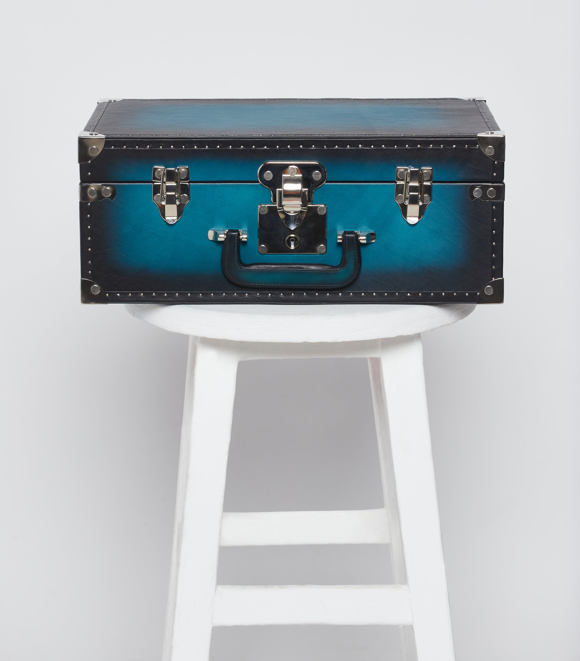 Ocean Patina Leather Watch Trunk – 30 Slot Collector’s Dual Tray Case with Nickel Hardware